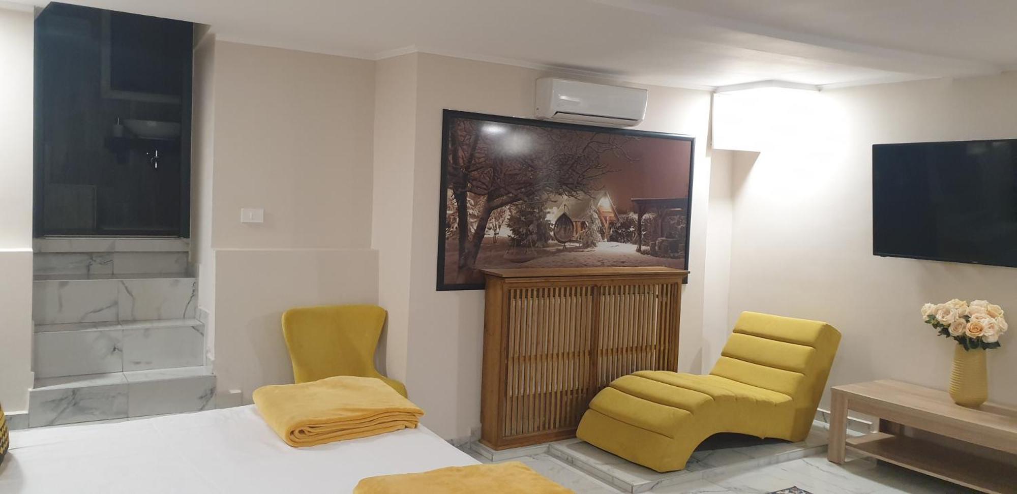 Mini Pool Rooms - Ultracentral - Piscina Cu Hidromasaj Oradea Exterior photo